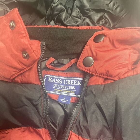 BASS CREEK OUTFITTERS UNISEX Puffer Coat Jacket Size Men Medium Women L New - Picture 9 of 12
